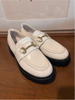 Steve Madden White Lug Sole Platform Bit Loafers – Chunky Gold Hardware Size 9.5